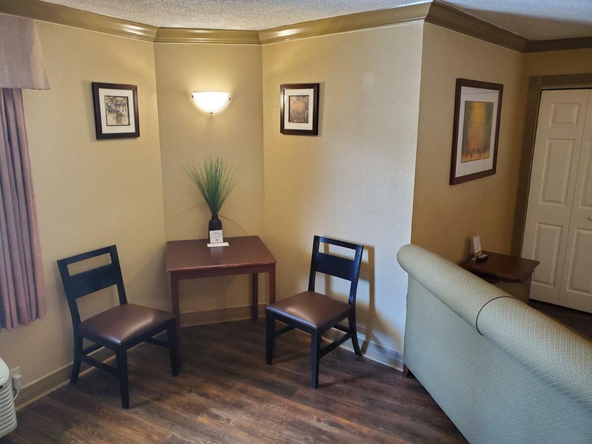 Colonial House Motel Пиджен Фордж Екстериор снимка